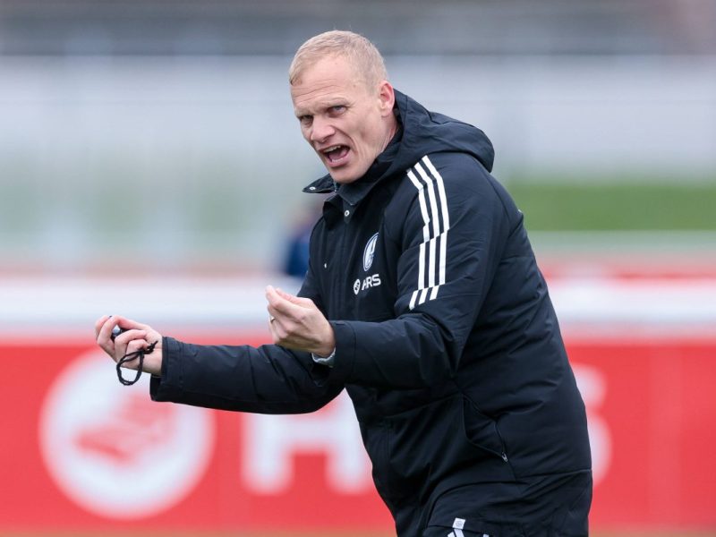FC Schalke 04: Karel Geraerts hat einen wichtigen Spieler wieder an Bord.