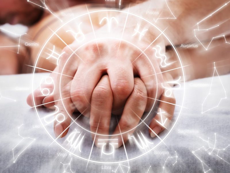 Das Liebes-Horoskop zum Jahresende hält Überraschungen bereit!