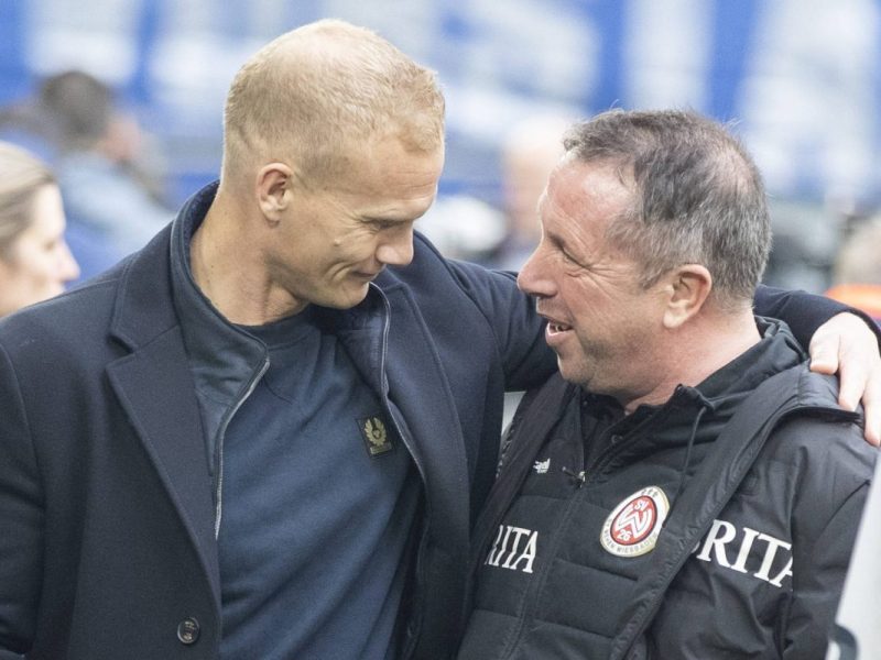Trainer-Entlassung bei einem Konkurrenten des FC Schalke 04.