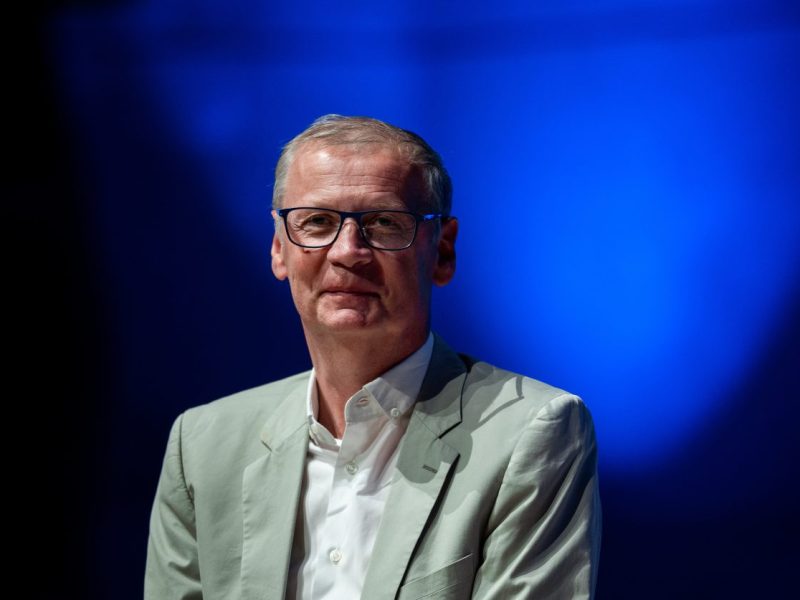 Der sonst so erfolgreiche Günther Jauch muss eine herbe Pleite einstecken. Dabei zieht der TV-Moderator endgültig die Reißleine...