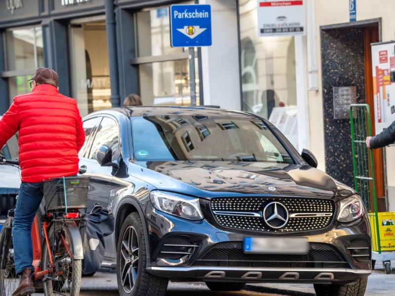 Werden SUVs und Pick-Ups einbezogen, wenn Putins Armeen wie im Ukraine-Krieg angreifen?