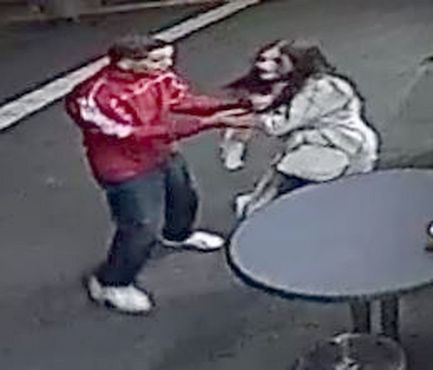 Tatverdächtiger mit angehöriger Frau.
