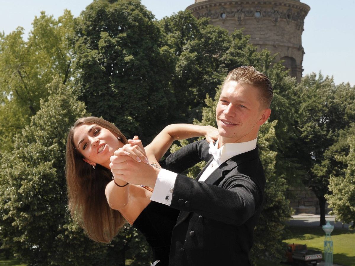 „Let's Dance“ ist eine Achterbahnfahrt der Gefühle. Das beweist das Ex-Paar Ekaterina und Paul Lorenz in ihrem emotionalen Tanz...