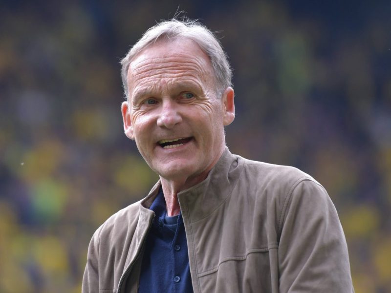 Borussia Dortmund kündigt einen Transfer-Großangriff an.