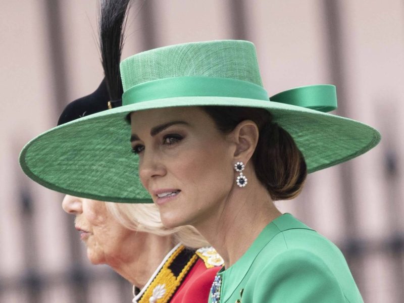 Kate Middleton ist zurück und nimmt wieder wichtige Termine wahr. Nun plaudert die Prinzessin von Wales aus dem Nähkästchen.