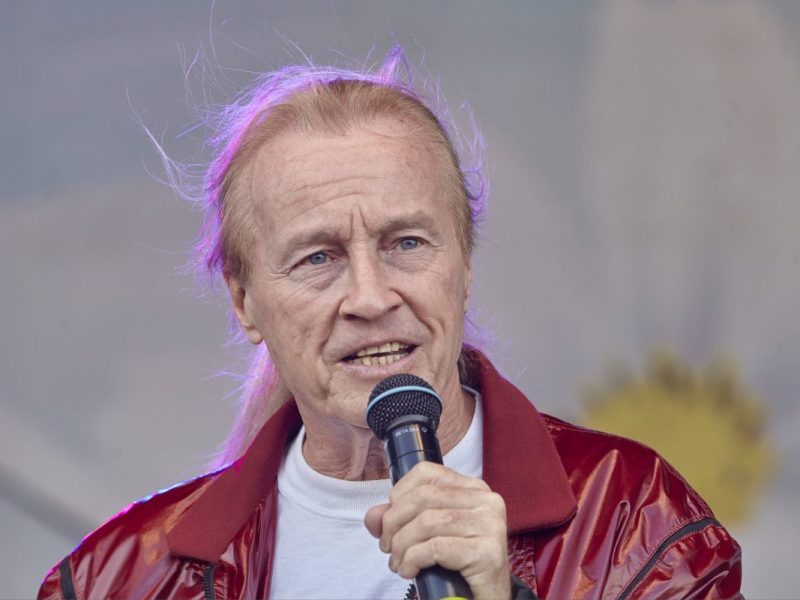 Schlagerstar Christian Anders hat in seinem Leben Höhen und Tiefen erlebt. Doch jetzt sorgt er mit einer heftigen Offenbarung für Furore...
