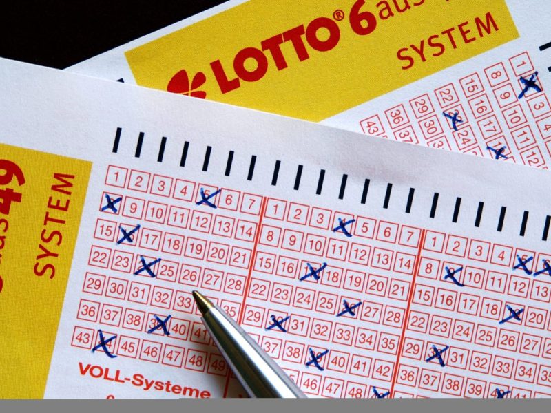 Lotto-Spielerin ist kurz davor alles zu verlieren – dann geschieht das Unglaubliche