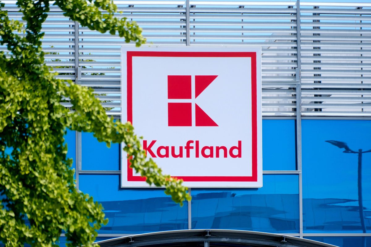 Kaufland: Neben diesen Produkten tauchen plötzliche mysteriöse Aufkleber auf.