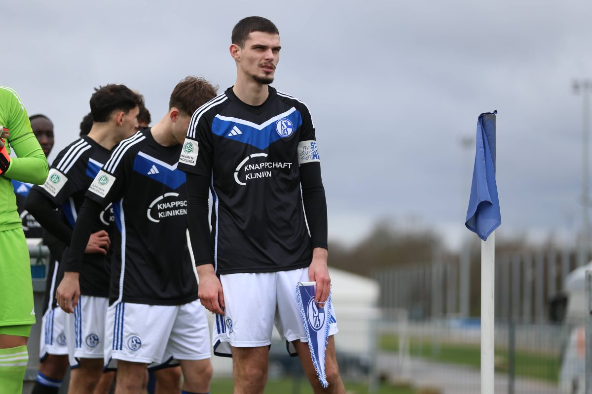 Der FC Schalke 04 verliert ein langjÃ¤hriges EigengewÃ¤chs! Das Top-Talent hat nach seinem letzten Spiel seinen Abgang selbst angekÃ¼ndigt.