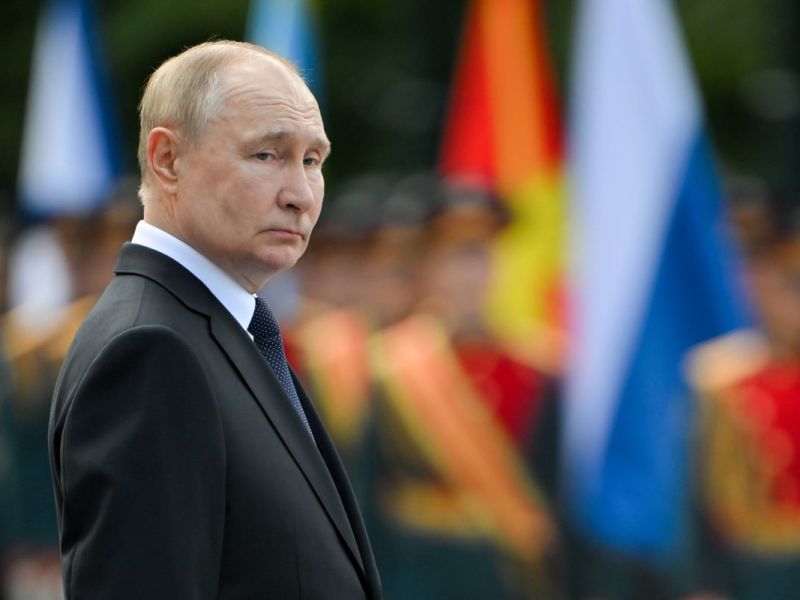 Wladimir Putin bei einer Zeremonie.