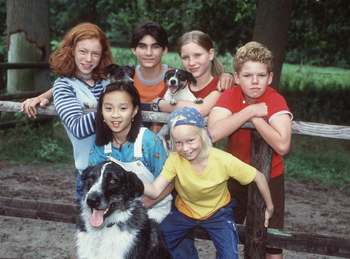 Die ARD-Serie „Die Kinder vom Alstertal“ fesselte unzählige Fans vor die Bildschirme. Doch was aus den Darstellern wurde, erfährst du hier...