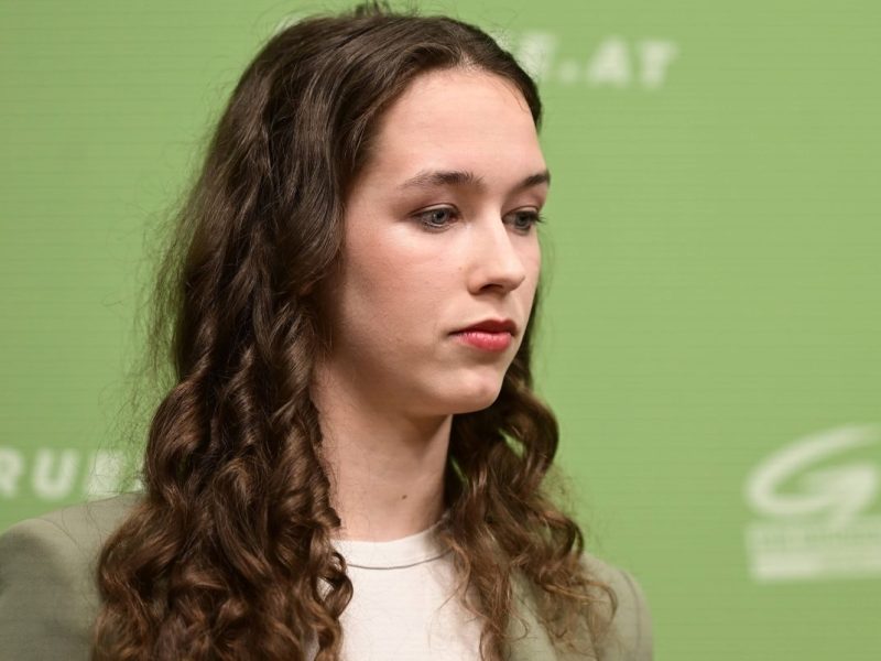 Skandal in Österreich: Grüne Lena Schilling räumt es nun ein.