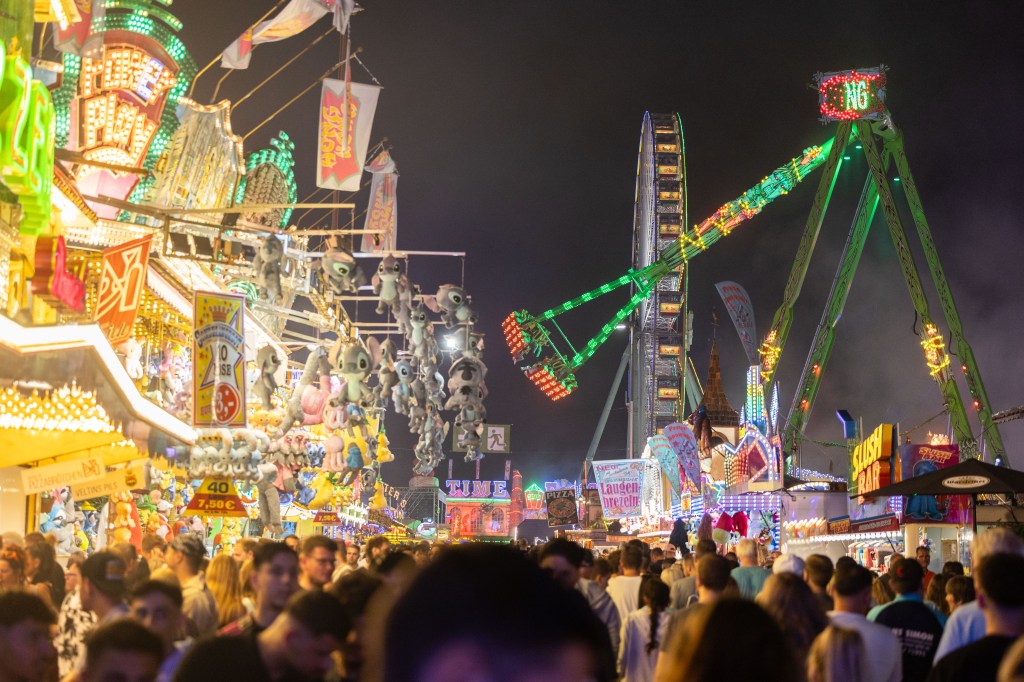 Cranger Kirmes bei Nacht