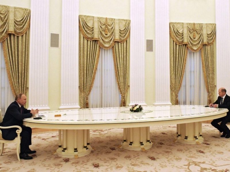 Olaf Scholz und Wladimir Putin