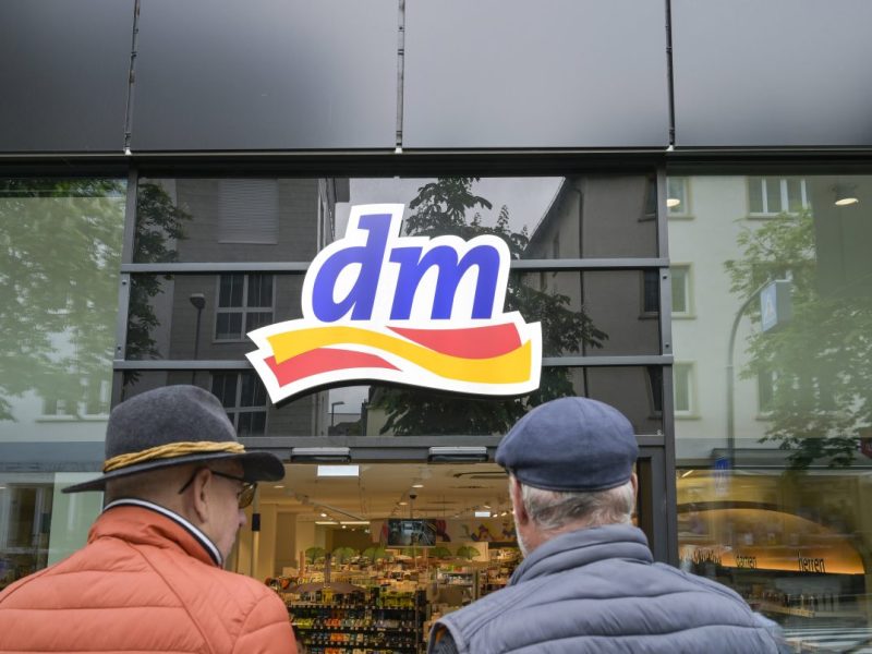 dm