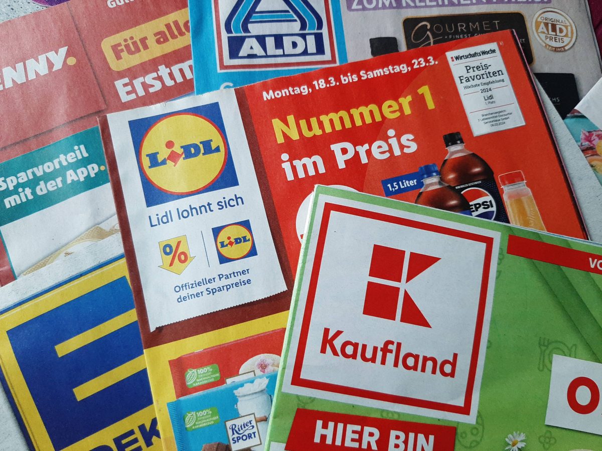 Ein Preisvergleich zwischen Aldi, Lidl, Netto und Co. lohnt sich oft.