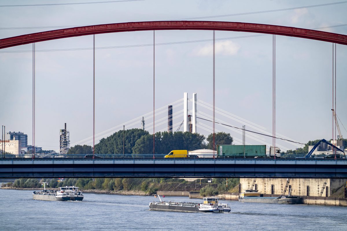 A40 in Duisburg Rheinbrücke