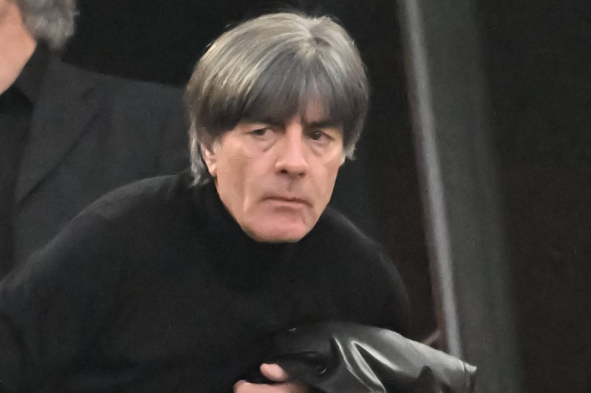 Jogi LÃ¶w steht wieder an der Seitenlinie.