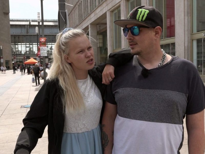 Ein ausgedehnter Urlaub ist mit Bürgergeld oft nicht möglich. Doch Cindy und Ossi gönnen sich jetzt einen Kurztrip nach Berlin.