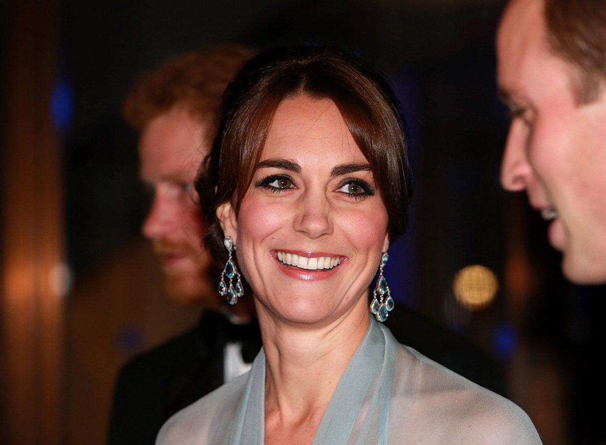 Bei ihrem ersten Weihnachtsfest mit den Royals stand Kate Middleton vor einer groÃŸen Herausforderung â€“ und brachte alle zum Staunen.