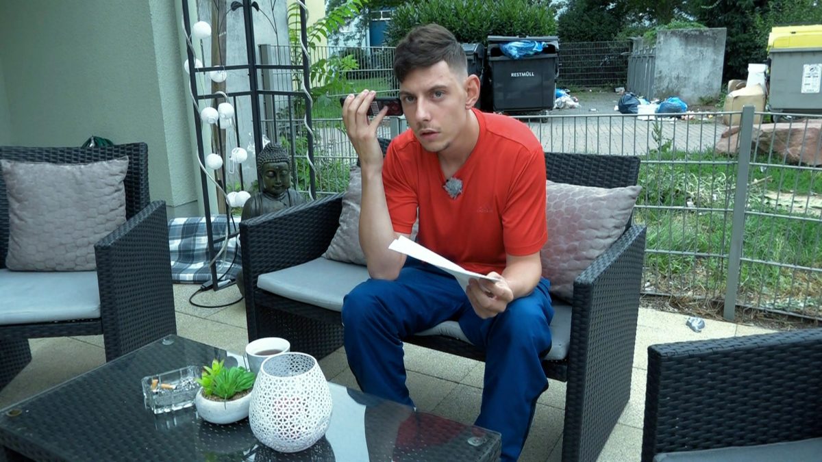 Um mehr Geld zu verdienen, nimmt Bürgergeld-Empfänger Pascal einen Minijob an. Doch das Jobcenter macht ihm einen Strich durch die Rechnung.