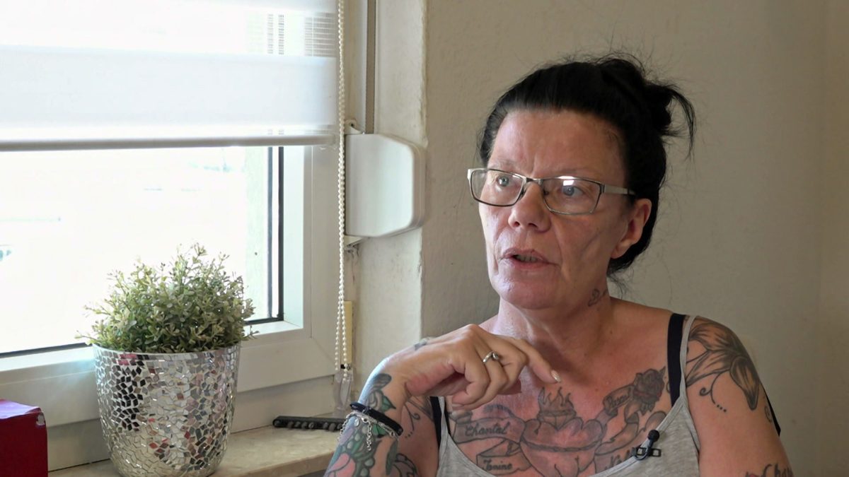 Teure Weihnachtsdeko sind mit Bürgergeld oft kaum machbar. Doch RTL2-Star Beate will sich nichts entgehen lassen.