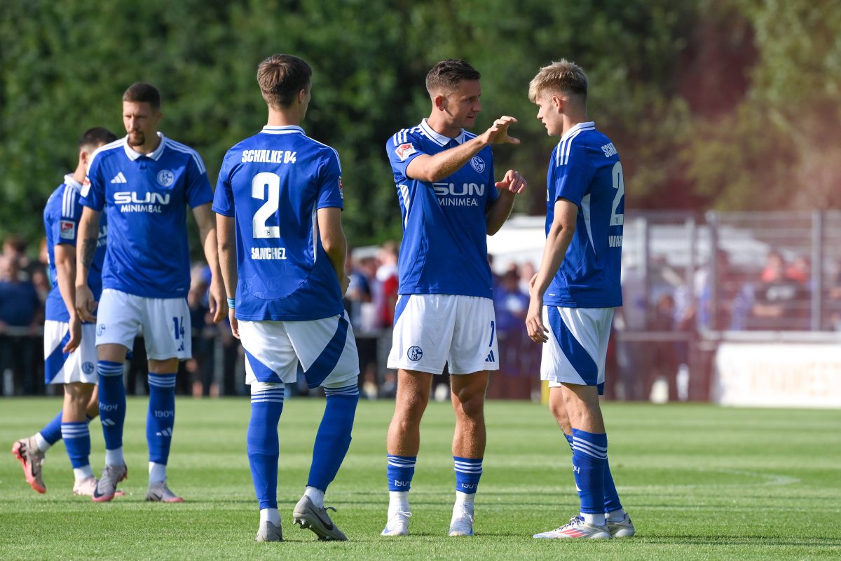 Die Bosse des FC Schalke 04 haben den Plan um ein Top-Talent des Klubs wohl Ã¼ber den Haufen geworfen. Wie geht es nun mit ihm weiter?