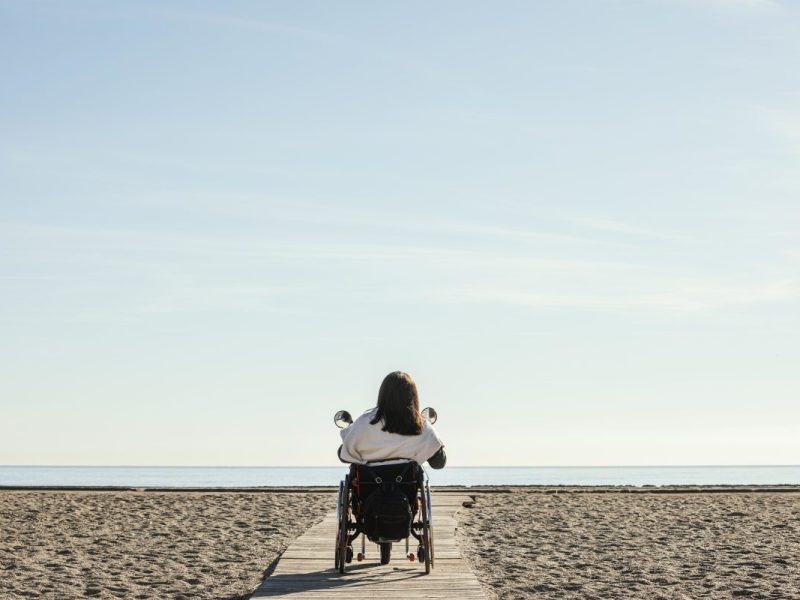Eine Frau möchte noch einmal das Meer sehen. (Symbolfoto)