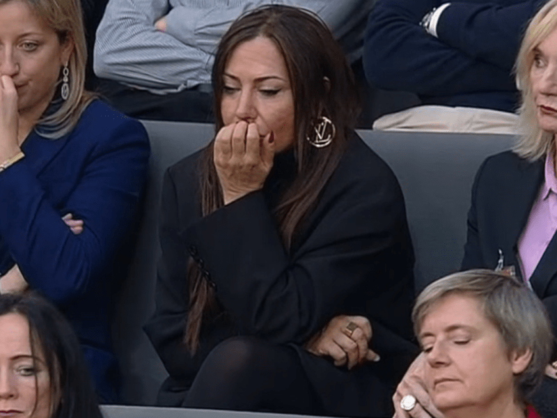 Simone Thomalla bei der Vertrauensfrage im Bundestag.