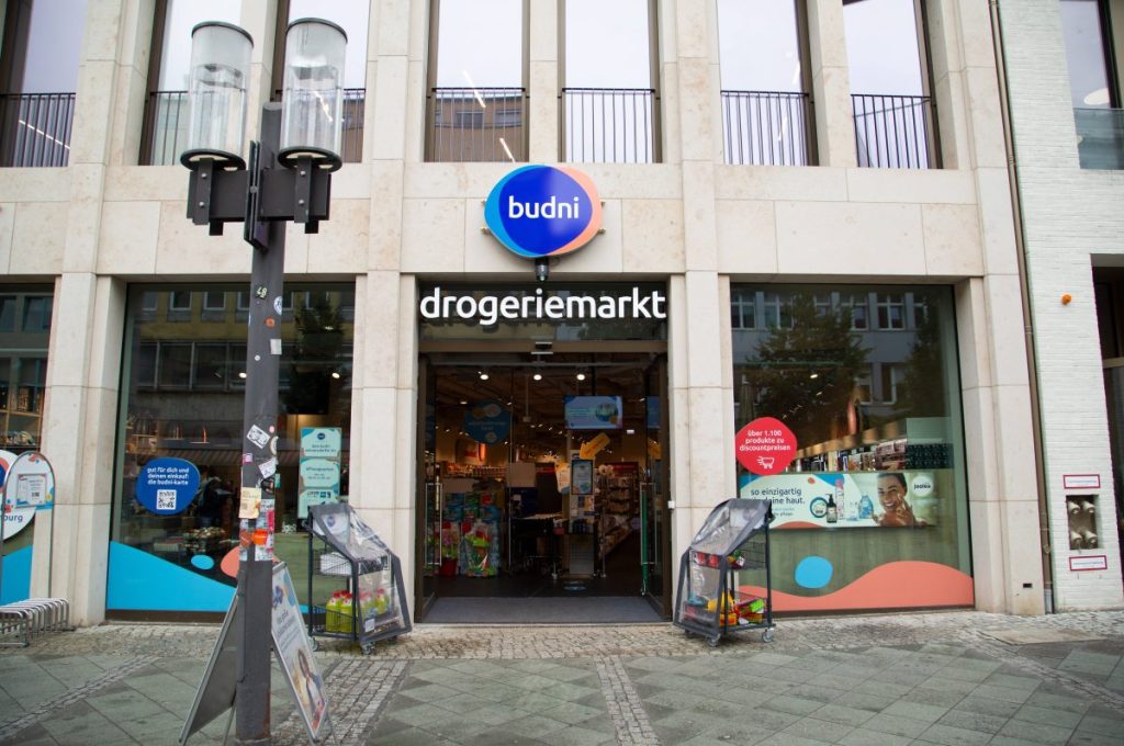 Groeßte Drogeriemarktkette in DeutschlandBudnikowsky (Budni)