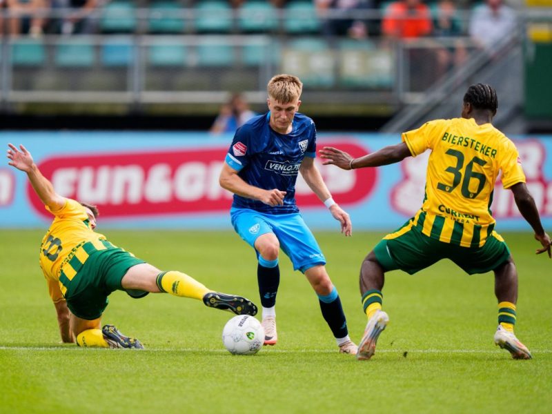 Beim FC Schalke 04 folgt eine pikante Neuigkeit nach der anderen. Nun rückt ein S04-Juwel in den Mittelpunkt.