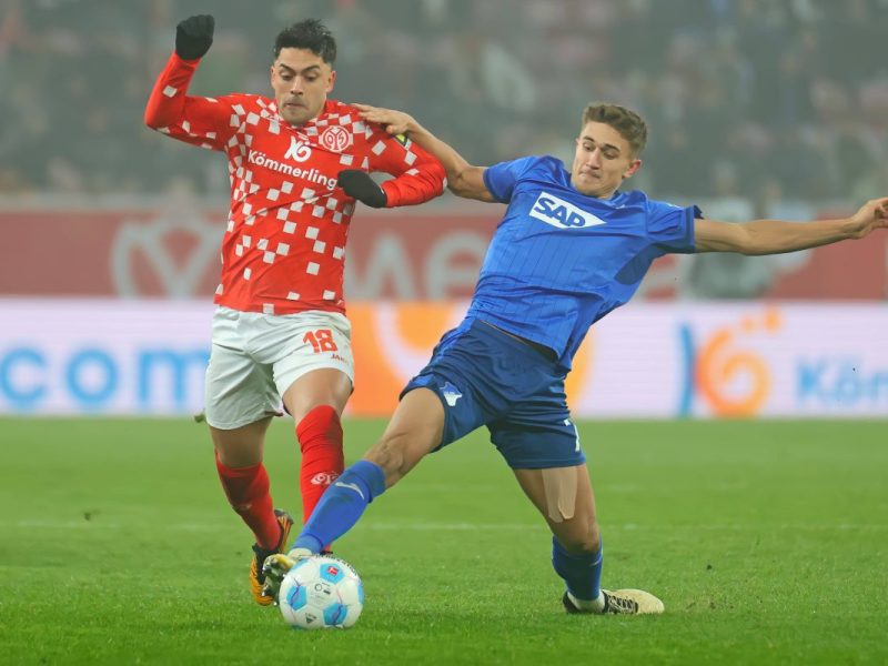 Seit Wochen warten die Fans des FC Bayern München auf diese Nachricht. Die Münchener haben das Rennen um ein Top-Talent wohl gewonnen.