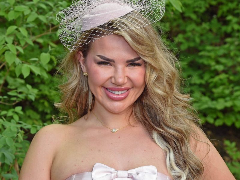 Kim Virginia ist wieder in aller Munde. Doch trotz der Freude stehen bei vielen Fans des „Dschungelcamp“-Stars Fragezeichen im Raum.
