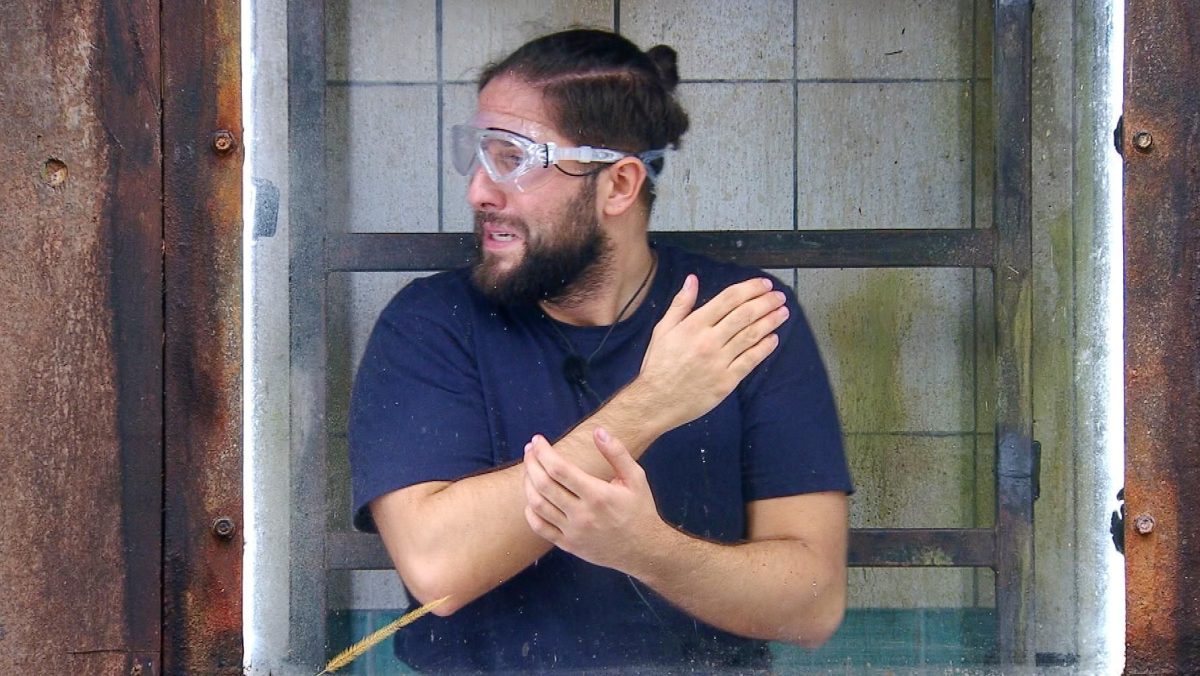 „Dschungelcamp“-Star Maurice kann es nach dem Rauswurf nicht fassen.