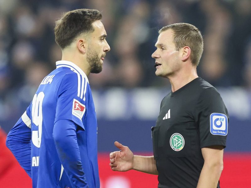 Schalke - Karlsruhe: Kenan Karaman und Robin Braun treffen wieder aufeinander.
