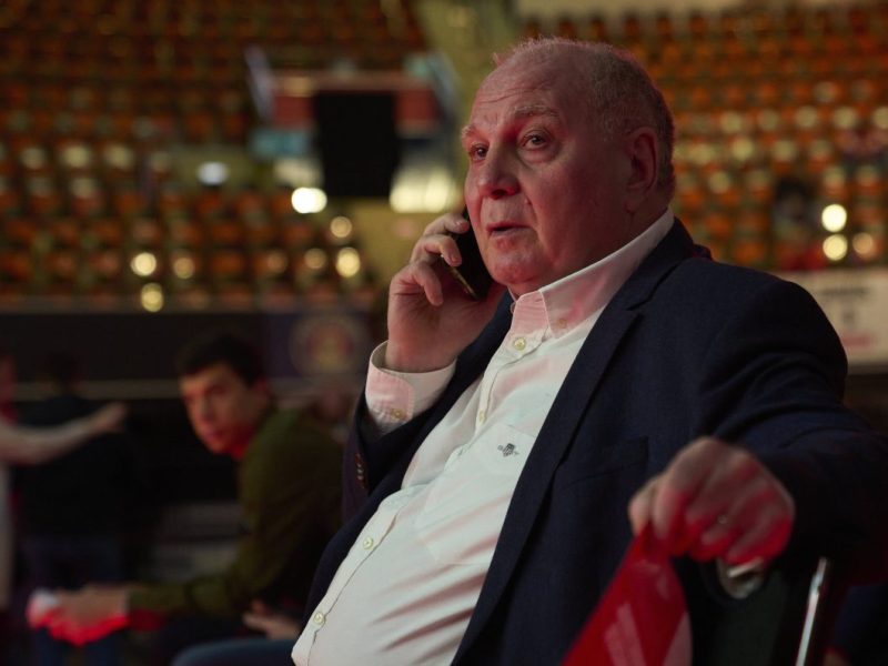 Uli Hoeneß meldet sich einmal mehr zu Wort! Das Aufsichtsratsmitglied von Bayern München spricht ein Machtwort zu einer FCB-Schwäche.