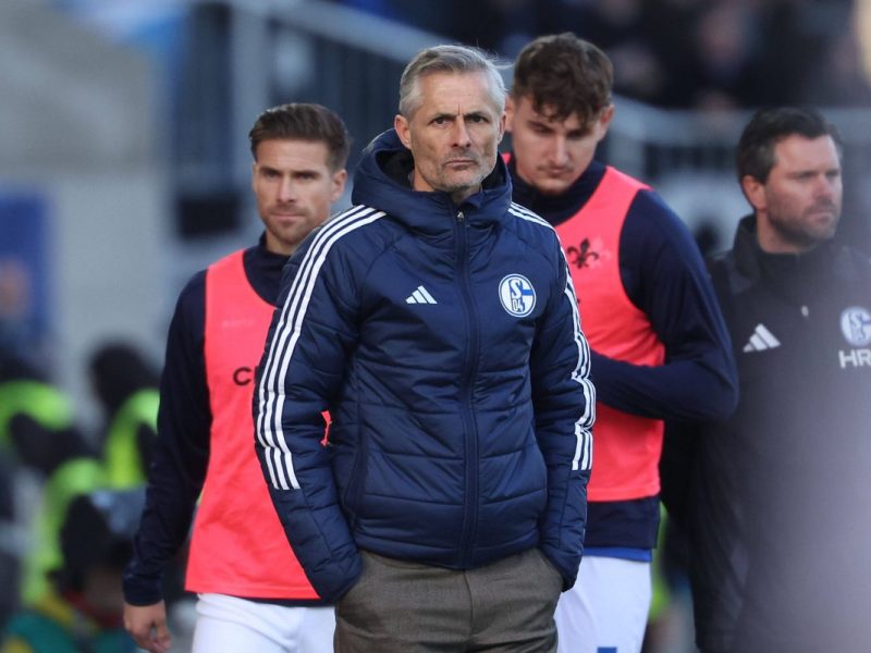 Bittere Kunde für Kees van Wonderen und den FC Schalke 04! Der nächste wichtige Spieler wird Königsblau vorerst fehlen.