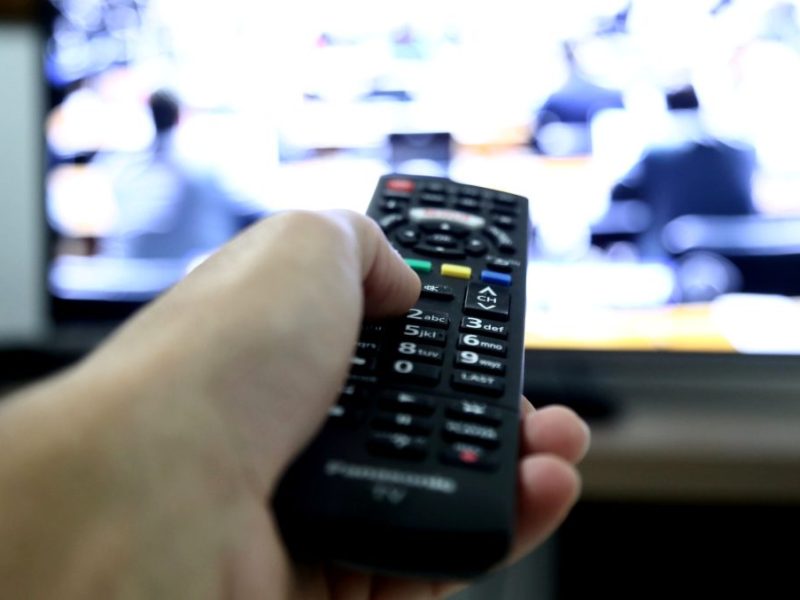 RTL2 kündigt Serien-Comeback an. Dabei dürfen sich die Zuschauer auf jede Menge Drama, Luxus und Promi-Alltag gespannt sein.