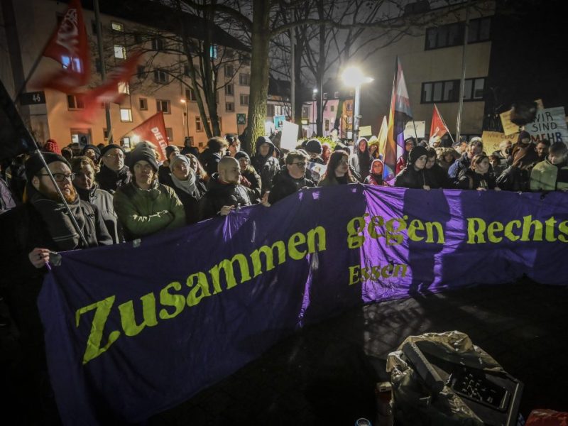 In Essen hatte es schon am 30. Januar eine Demo vor der CDU-Parteizentrale an der Büscherstraße gegeben.