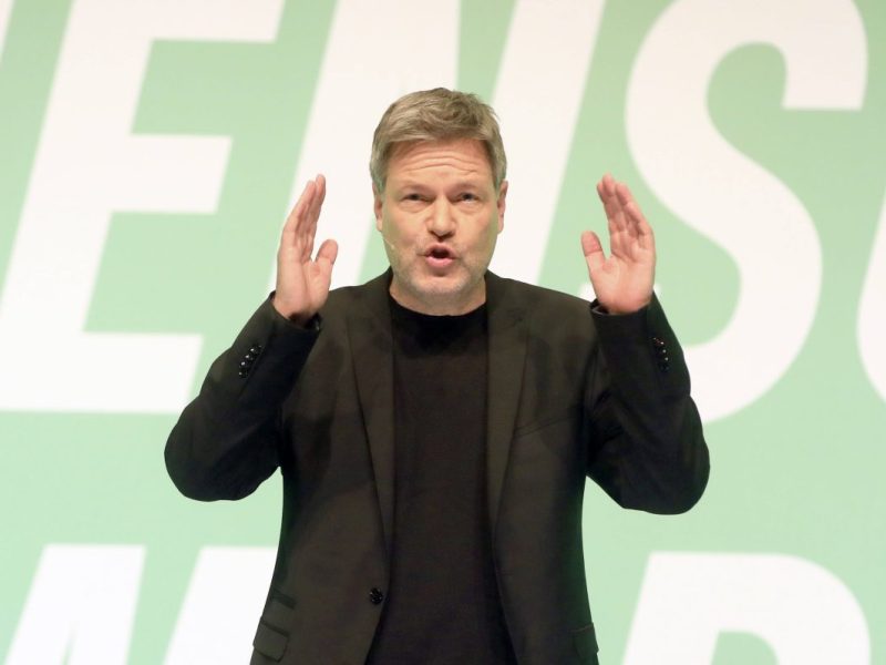 Robert Habeck gerät wegen Doktorarbeit unter Druck.