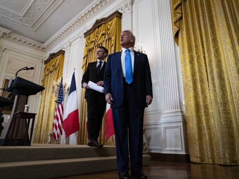 Donald Trump empfängt Macron.