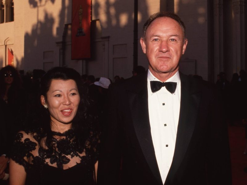 Gene Hackman und seine Frau Betsy Arakawa wurden tot in ihrem Haus aufgefunden. Nun machen erste Vermutungen die Runde...
