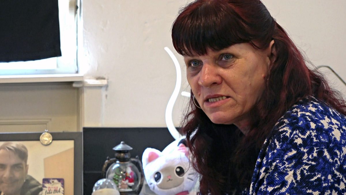 Petra aus „Hartz und herzlich“ kämpft seit Langem mit ihren Schulden. Doch jetzt droht der Bürgergeld-Empfängerin das Schlimmste.