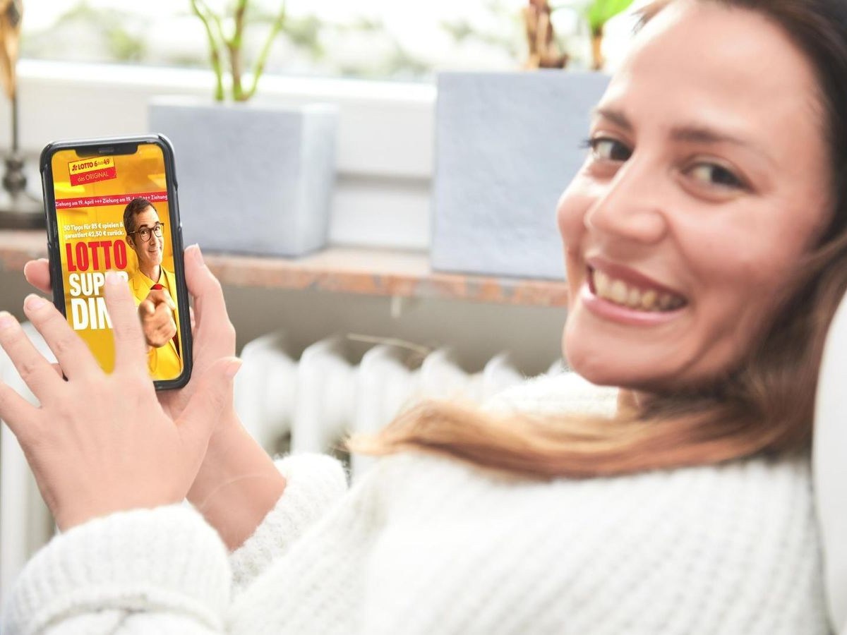 Am 19. April findet die Ziehung zum Lotto-SuperDing statt. Teilnehmen kann man nur in NRW. Das auf 200.000 Pakete begrenzte Kontingent ist in allen WestLotto-Annahmestellen, auf www.westlotto.de und in der WestLotto-App erhältlich.