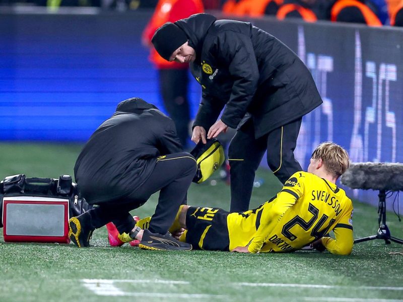 Schrecksekunde für Borussia Dortmund! Im Spiel BVB - Lille musste ein Star verletzt runter. Droht ein längerer Ausfall?