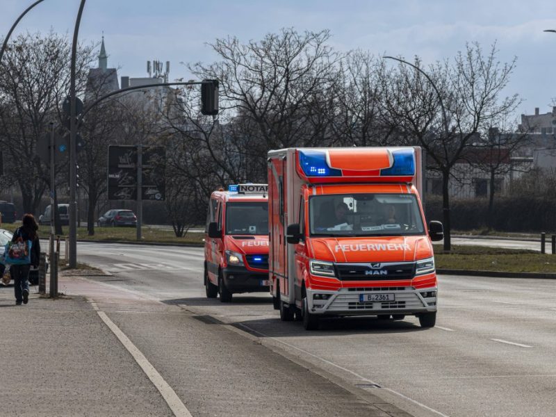 In Rheinbach (NRW) ist ein Radfahrer nach einem Unfall verstorben. HIER gibts alle Infos im Überblick.