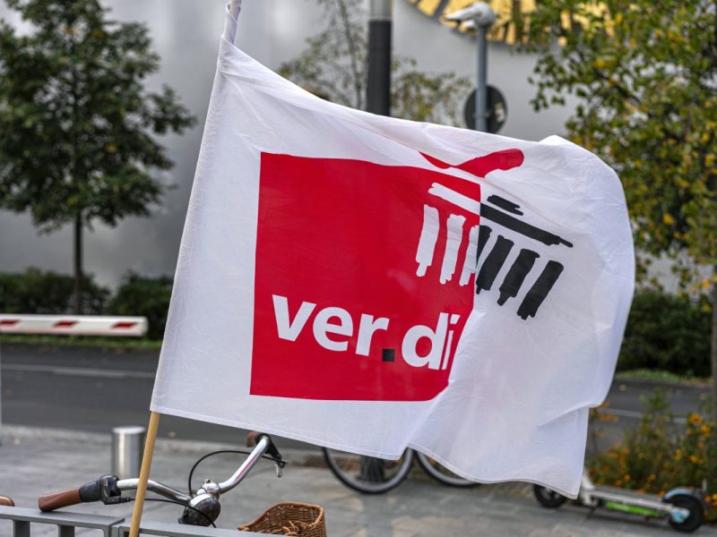 Verdi ruft am 6. März zu einem bundesweiten Warnstreik auf. Betroffen sind die Kliniken, Pflegeeinrichtungen und der Rettungsdienst in NRW.