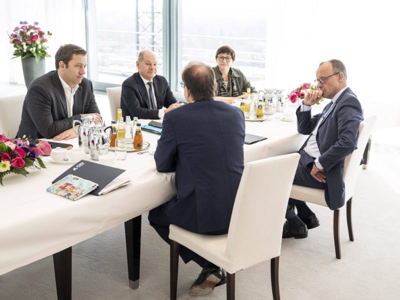 Friedrich Merz zusammen mit Alexander Dobrindt, Olaf Scholz, Lars Klingbeil, Saskia Esken