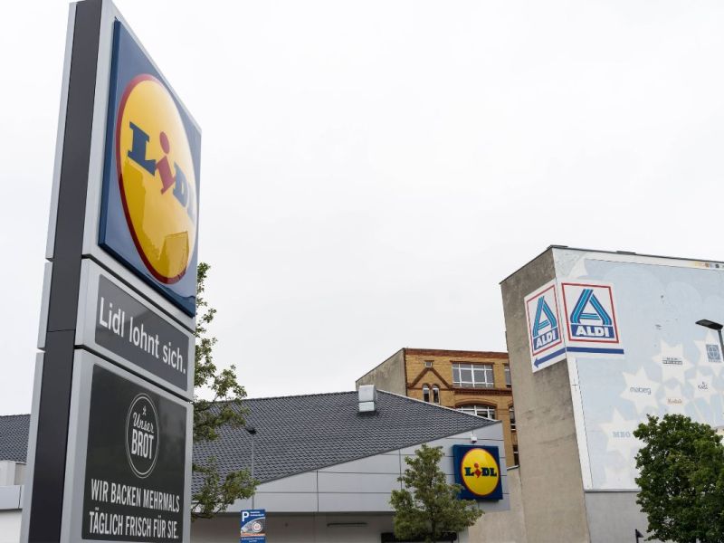 Aldi und Lidl im Preissenkungswahn: Wer ist jetzt wirklich günstiger?